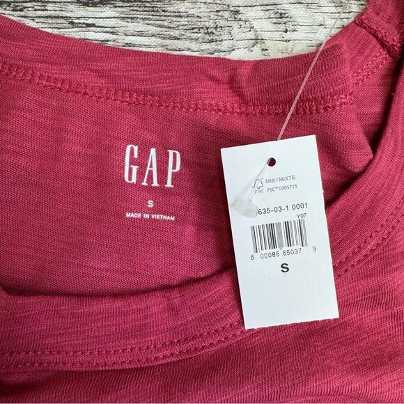 GAP Womens Basic Branded T Tee Shirt S SM Small Wine Merlot Red White Hi Low NWT - Picture 6 of 13